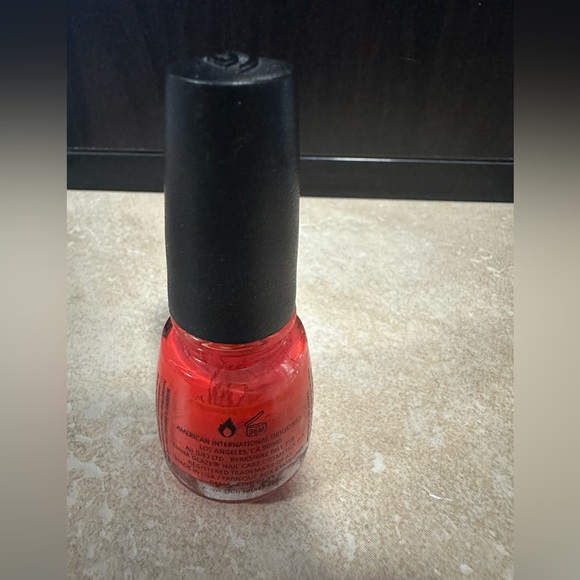 China Glaze red - 5 for $25 for items marked with ⭐️ - Picture 3 of 3
